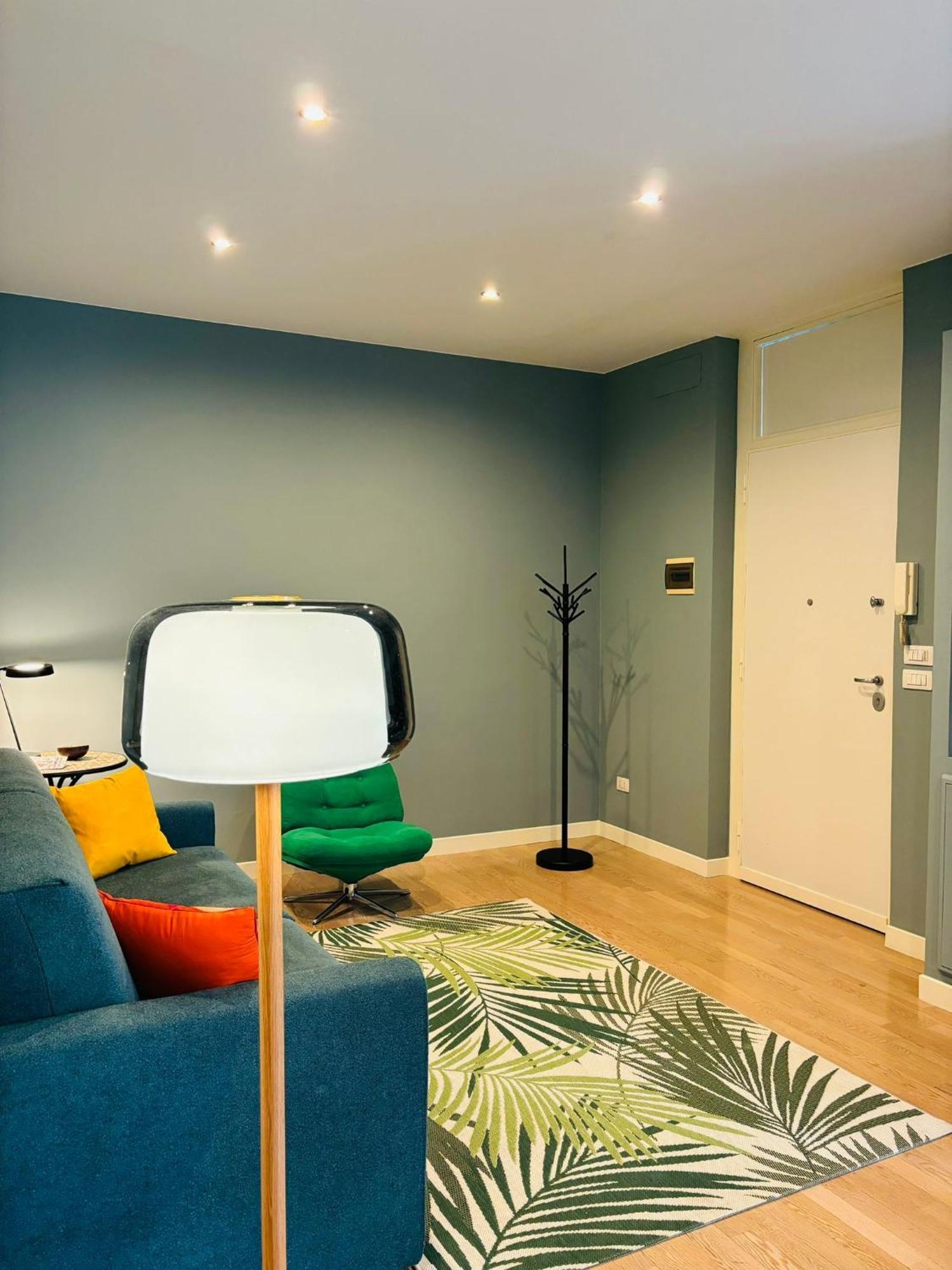 4 Seasons Signorile Apartment Bari Bagian luar foto