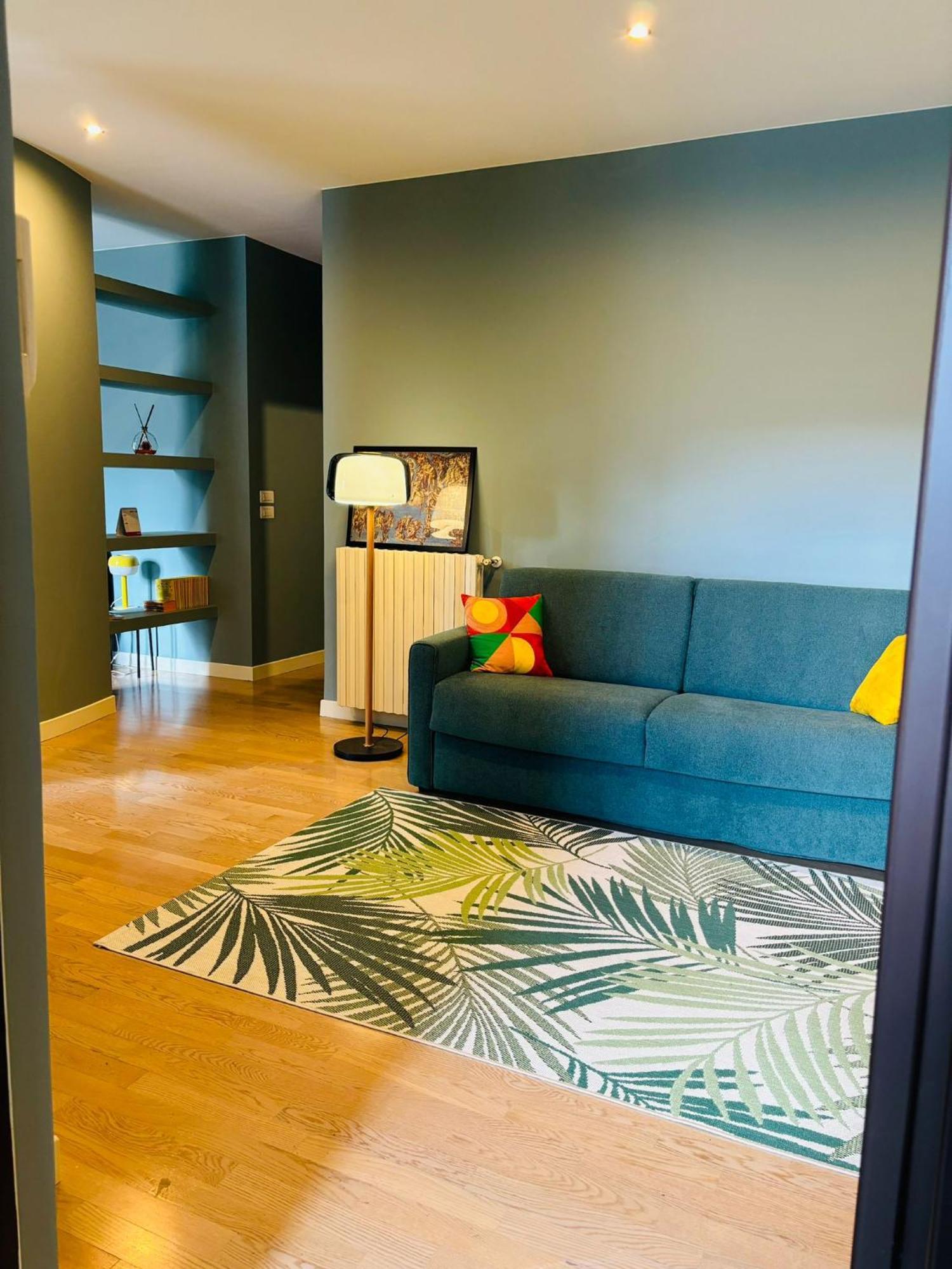 4 Seasons Signorile Apartment Bari Bagian luar foto