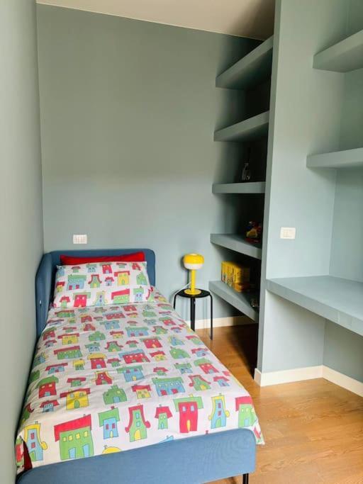 4 Seasons Signorile Apartment Bari Bagian luar foto